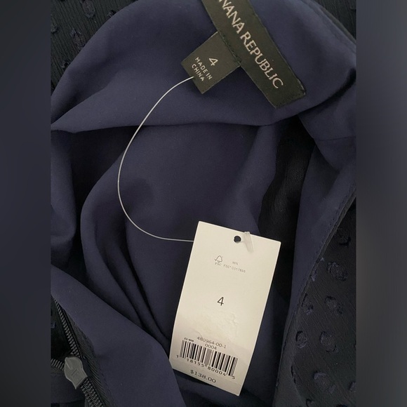 Banana Republic Navy Blue Swiss Dot Pleated Detail Dress NWT Size 4 - Picture 7 of 9